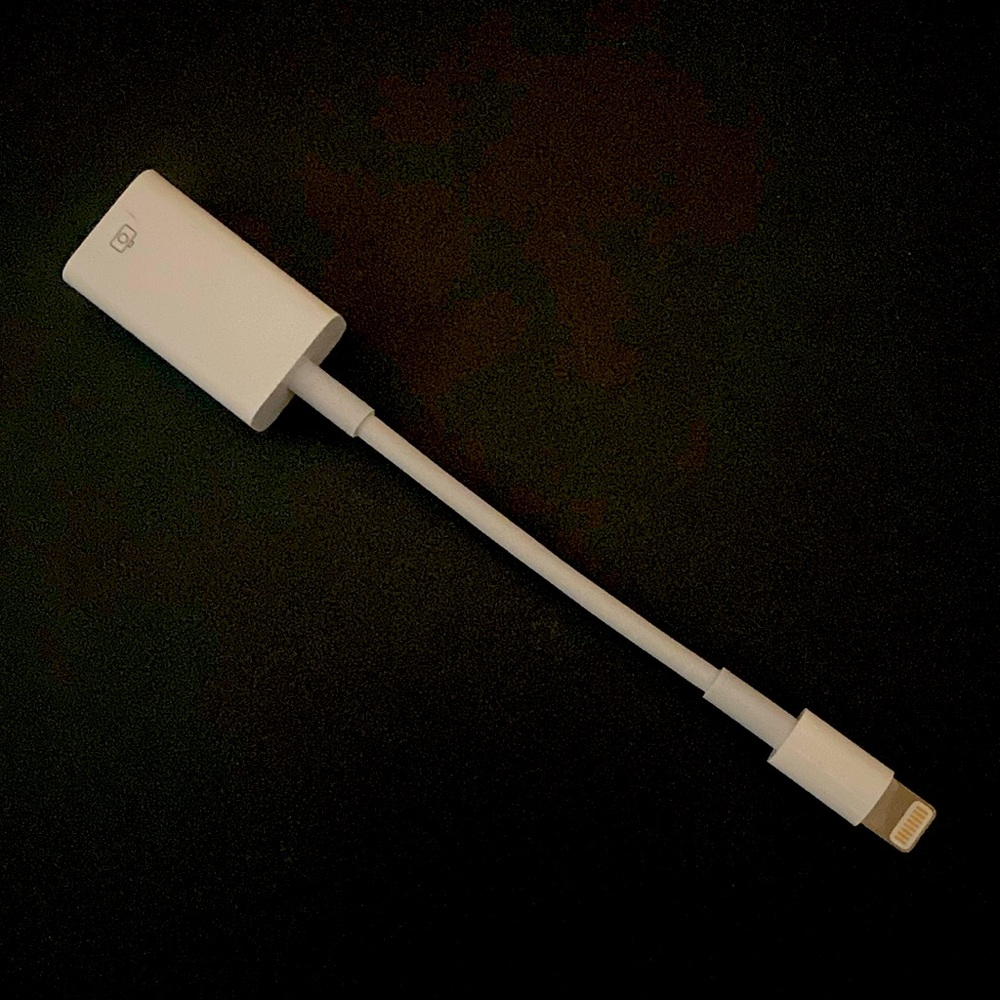 Apple Lightning to USB Camera Adapter (new without box)